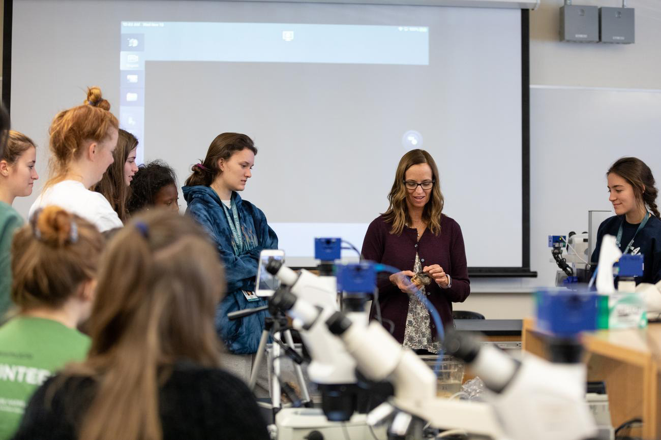 Lisa Abbo teaches during a High School Science Discovery course 