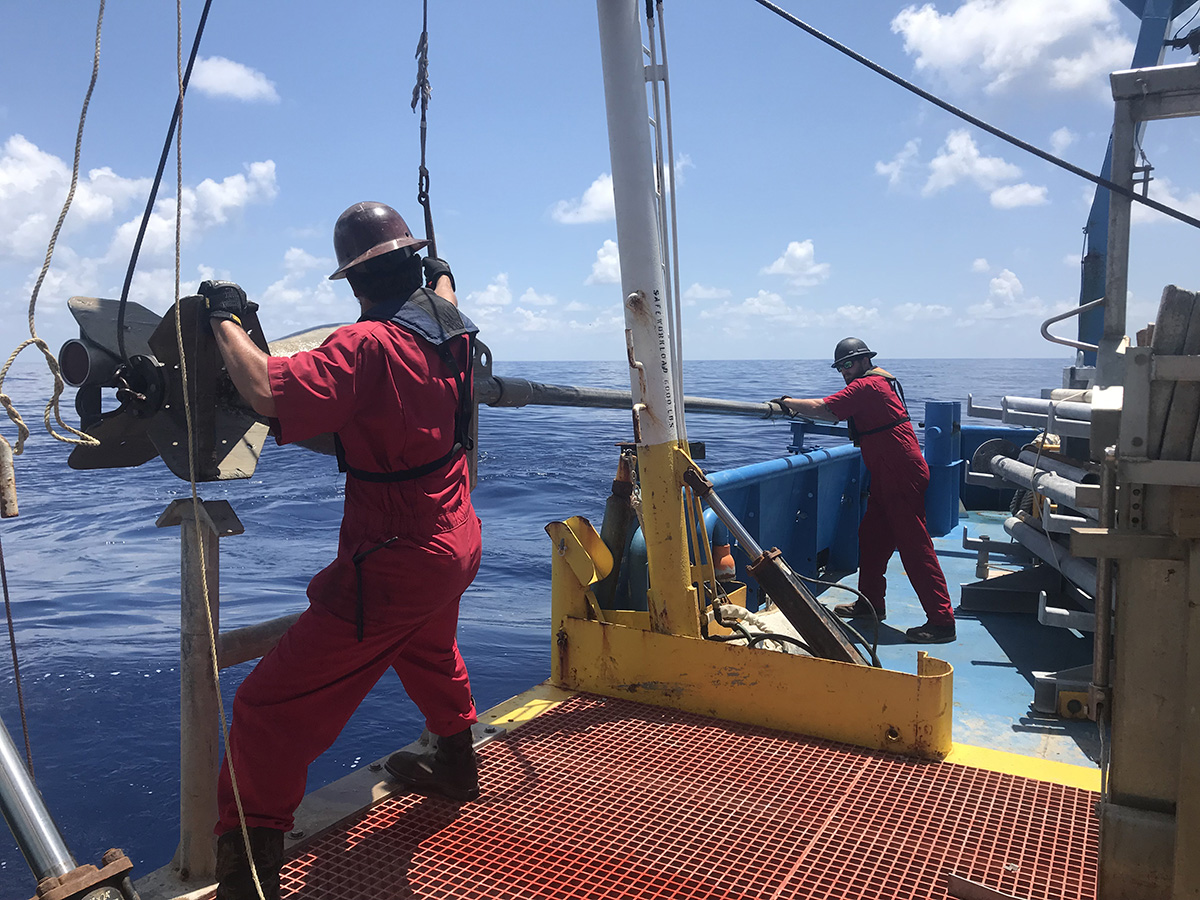 Recovering sediment cores from the Gulf of Mexico on the TDI-Brooks vessel R/V Brooks McCall. Credit: Daniel Brooks