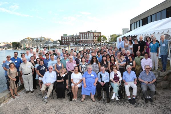 Current and former Grass Fellows at the 65th reunion dinner. Credit: Elizabeth F. Armstrong Photography.