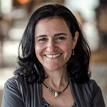 MBL Fellow Linda Amaral Zettler of the NIOZ Royal Netherlands Institute for Sea Research and the University of Amsterdam.