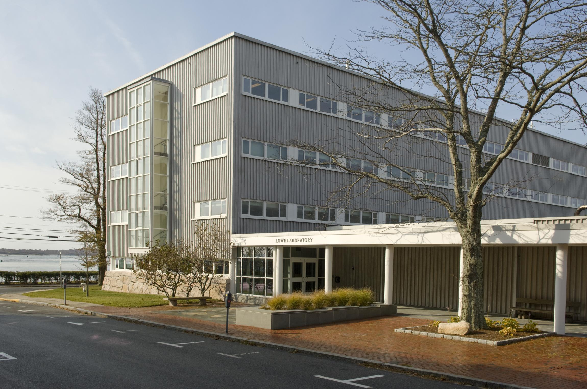 The MBL’s Rowe Laboratory, where many of the Whitman Center labs are located. Credit: Tom Kleindinst