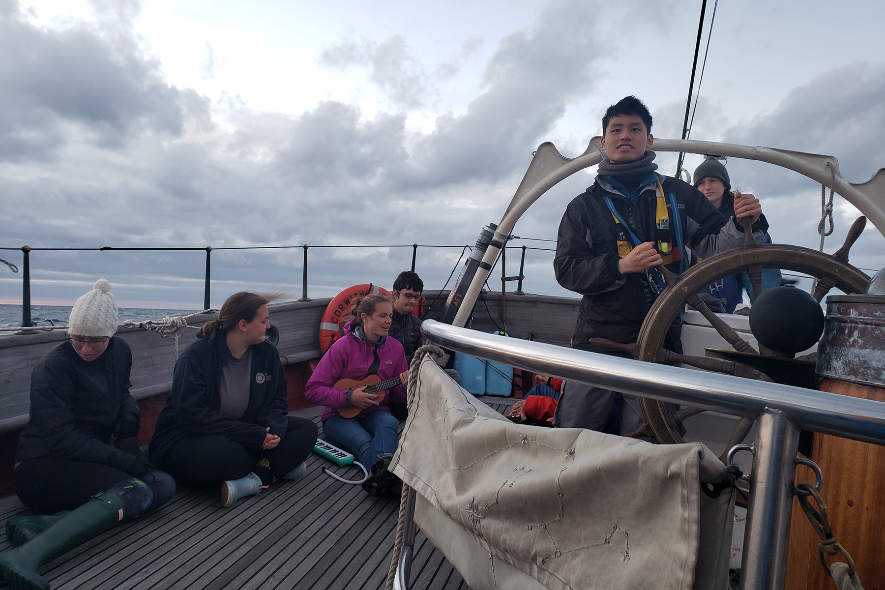 UChicago students aboard the SSV Corwith Cramer. Credit: Jerry Yao