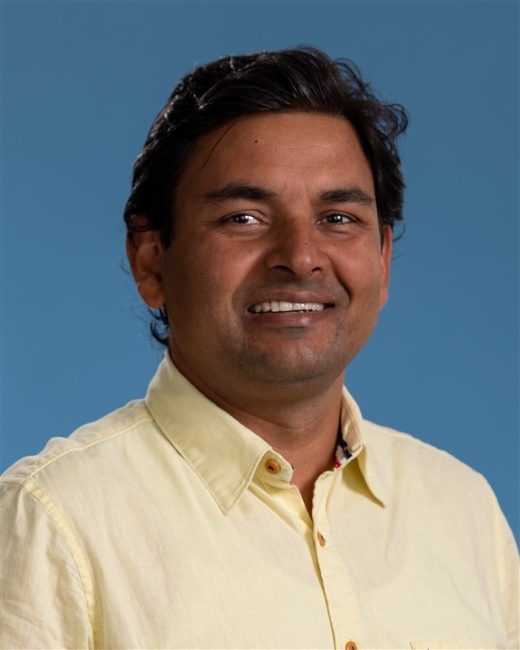 Abhishek Kumar Headshot