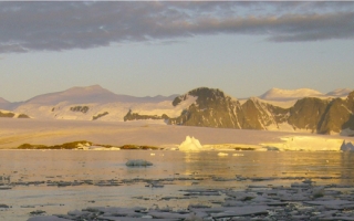 The waters of the Antarctic Peninsula