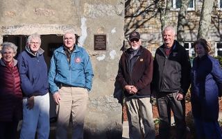 Left to Right: Valerie Harding (niece of Robert Hampton), Arthur Hampton (brother of Robert Hampton), Robert Hampton, Dick Smith, son of Homer Smith, Paul Speer, and Tammy Smith Amon, daughter of Homer Smith.