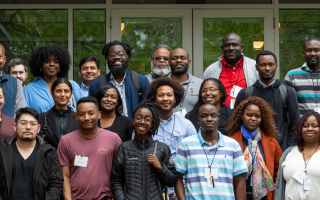 Course photo from the PAIR-UP Microscopy workshop at the MBL. 2024. Credit; Dee Sullivan