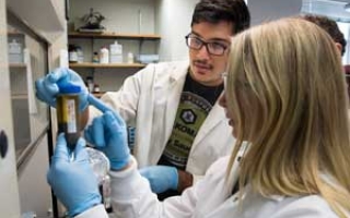 2016 Fellows Emiliano Rodríguez Mega and Shanna Baker.