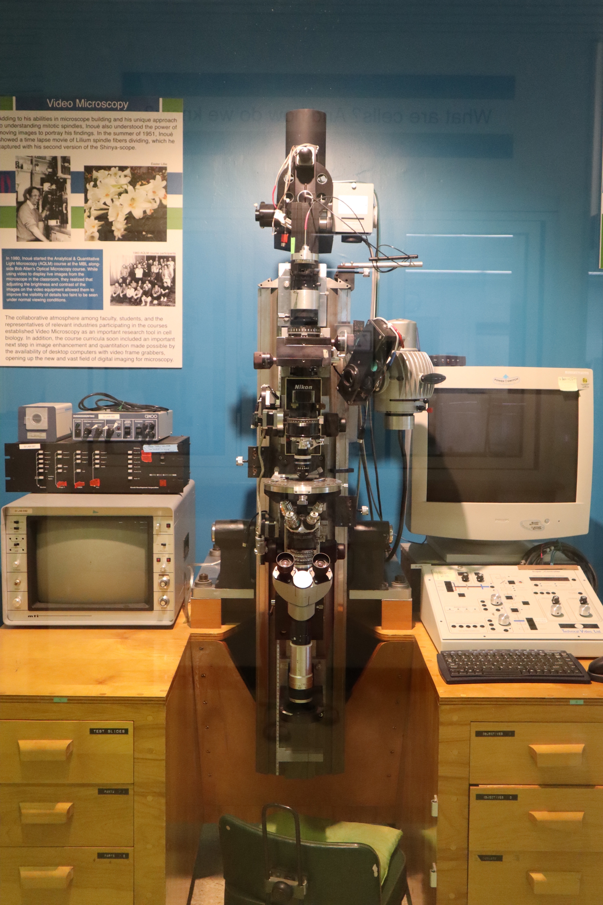 The “Seeing Life” exhibit includes an early version of the Shinyascope, designed and built by MBL Distinguished Scientist Shinya Inoué, a pioneer of live-cell and video microscopy in the mid- to late 20th century. Credit: Diana Kenney