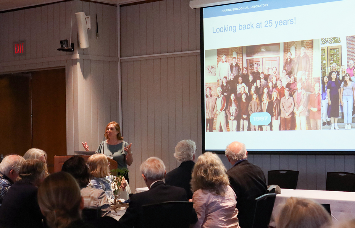 SES Director Mirta Teichberg speaks at the SES/SBD Symposium dinner on April 21. Credit: Emily Greenhalgh