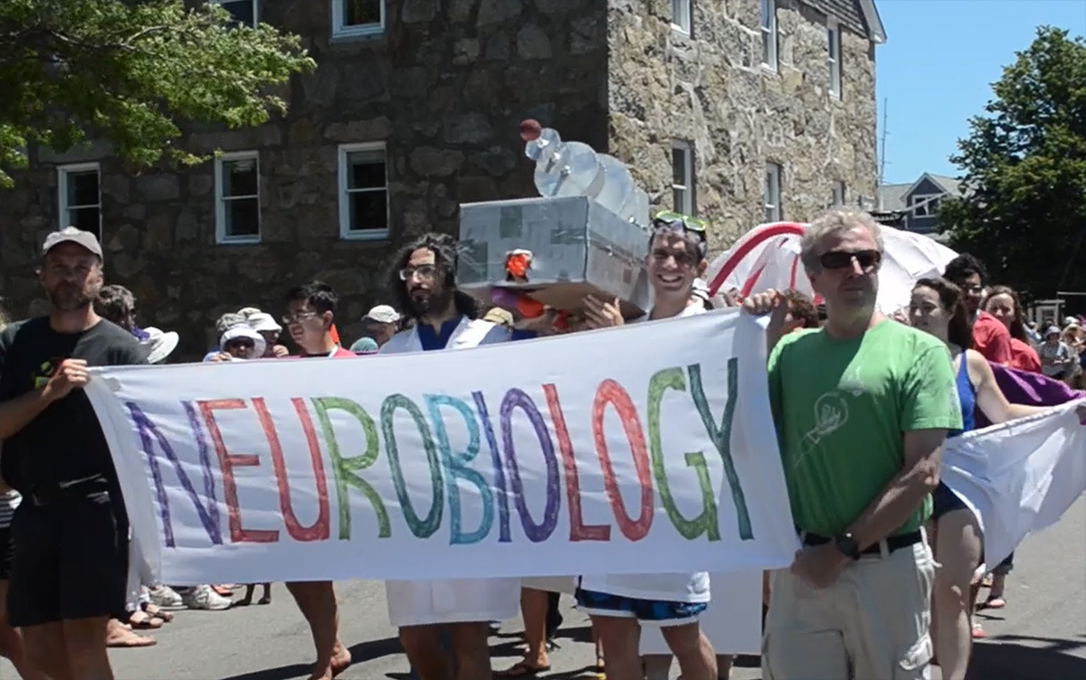 Neurobiology students at 2016 July 4th parade