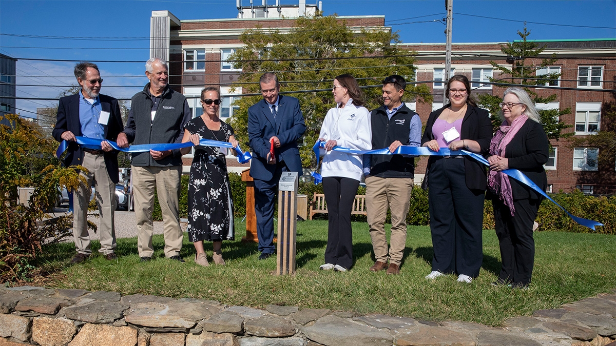 1200 Falmouth Town Manager Mike Renshaw leads the ribbon cutting ceremony for the ResilientWoodsHole Climate Walking Trail Oct 2023 Credit Jayne Doucette, copyright Woods Hole Oceanographic Institution_.jpg
